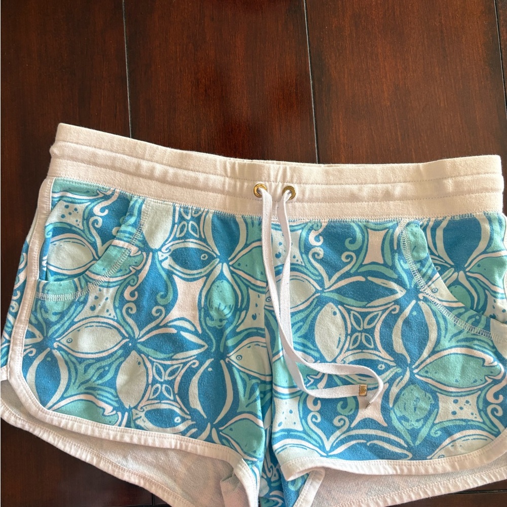 Lilly Pulitzer Blue and White Patterned soft beach shorts